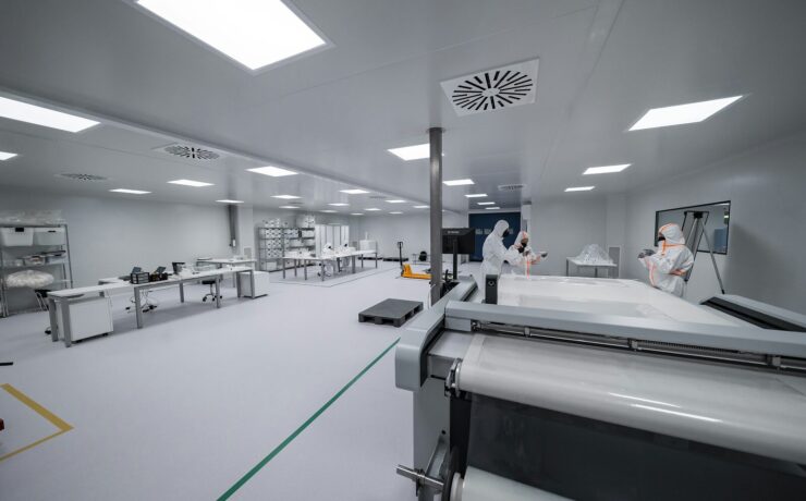 Anahtar teslim temiz oda yapımı – ISO standartlarında temiz oda üretim alanı